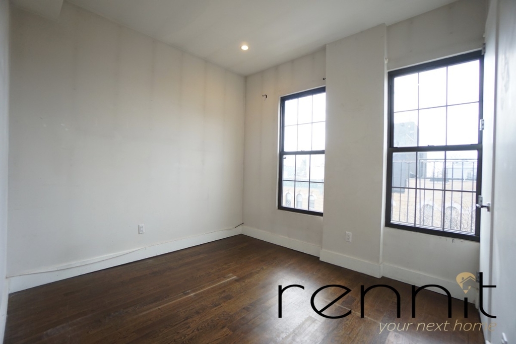 414 Suydam St. - Photo 2