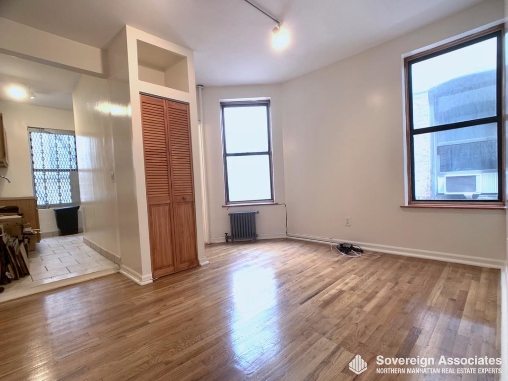 3133 Broadway - Photo 1