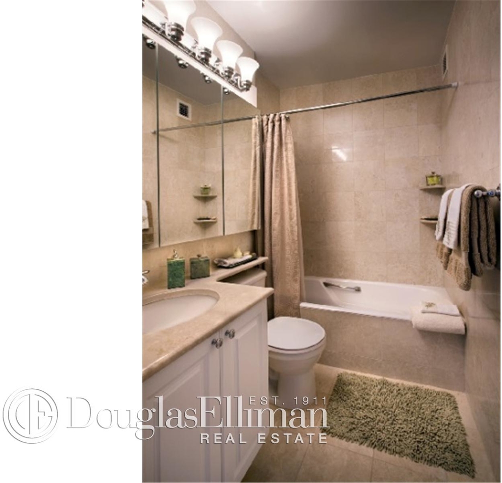 155 East 29th St - Photo 2