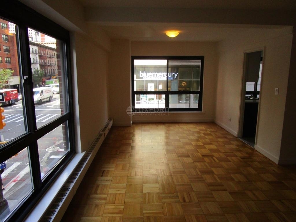 E 51st St. - Photo 2