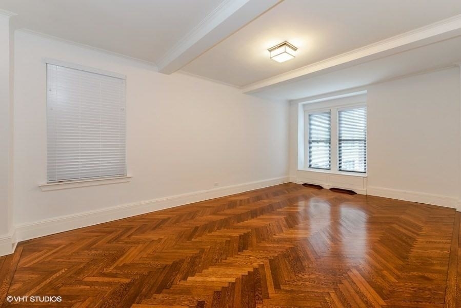 1085 Park Avenue - Photo 6