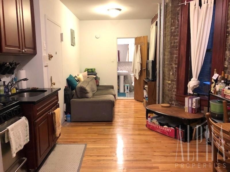 434 East 76th Street - Photo 3