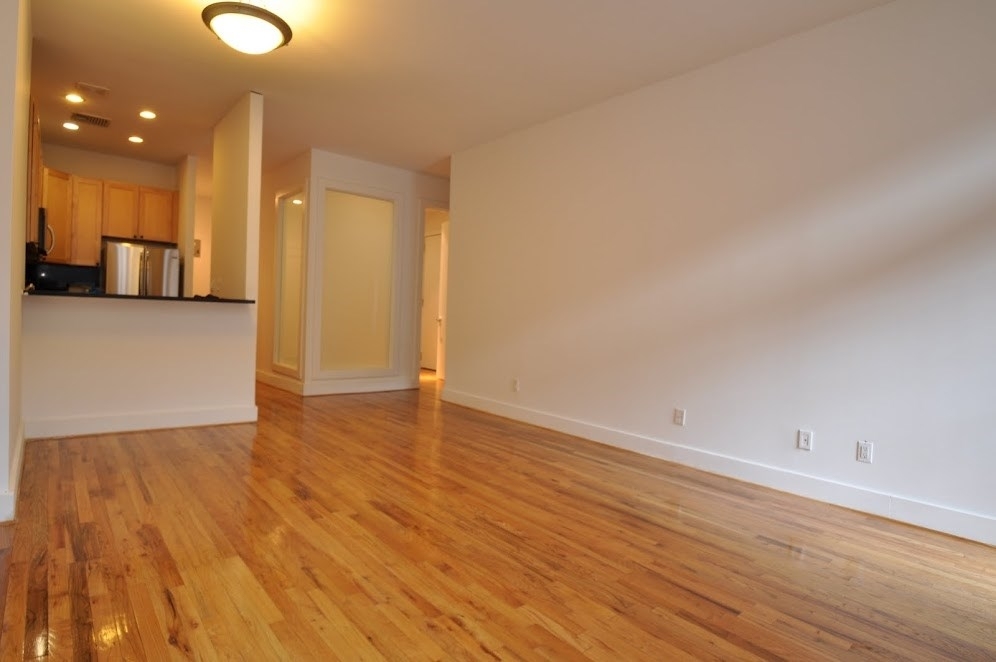 122 East 27th Street - Photo 3