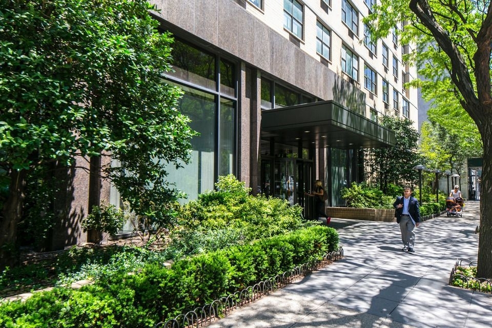 45 West 60th Street - Photo 8