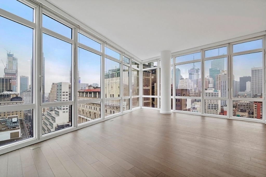 42 West 33rd Street - Photo 0