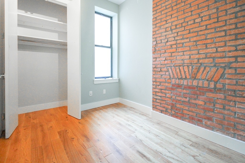 1468 Bushwick Ave - Photo 8