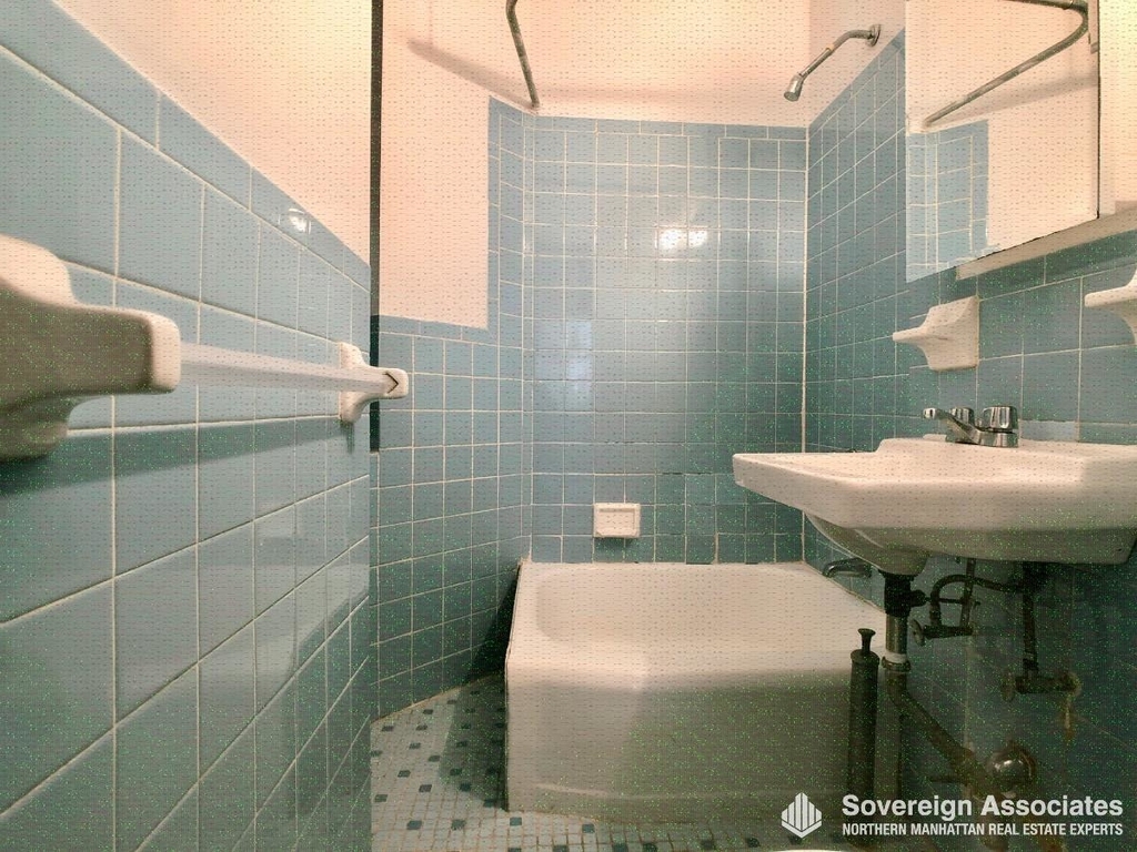 936 West End Avenue - Photo 2