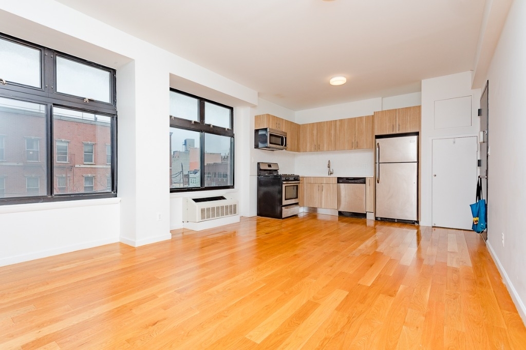 618 Bushwick Ave - Photo 4