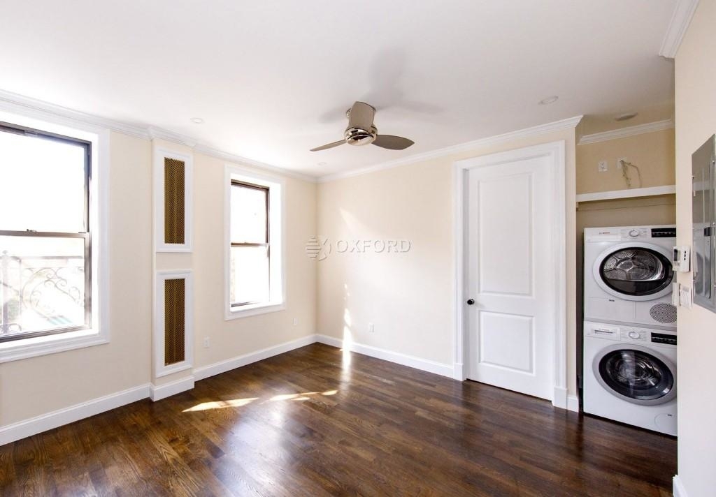 1379 Lexington Avenue - Photo 0