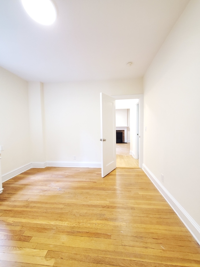 251 West 71 St  - Photo 7