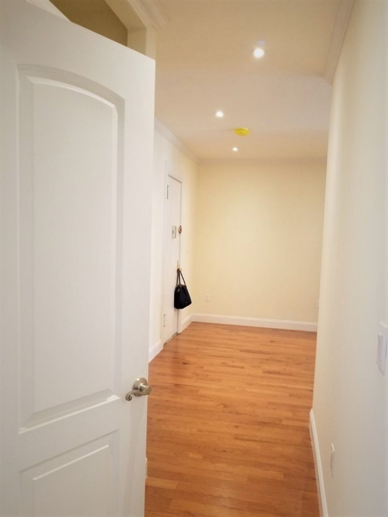 142 East 33rd Street  - Photo 7