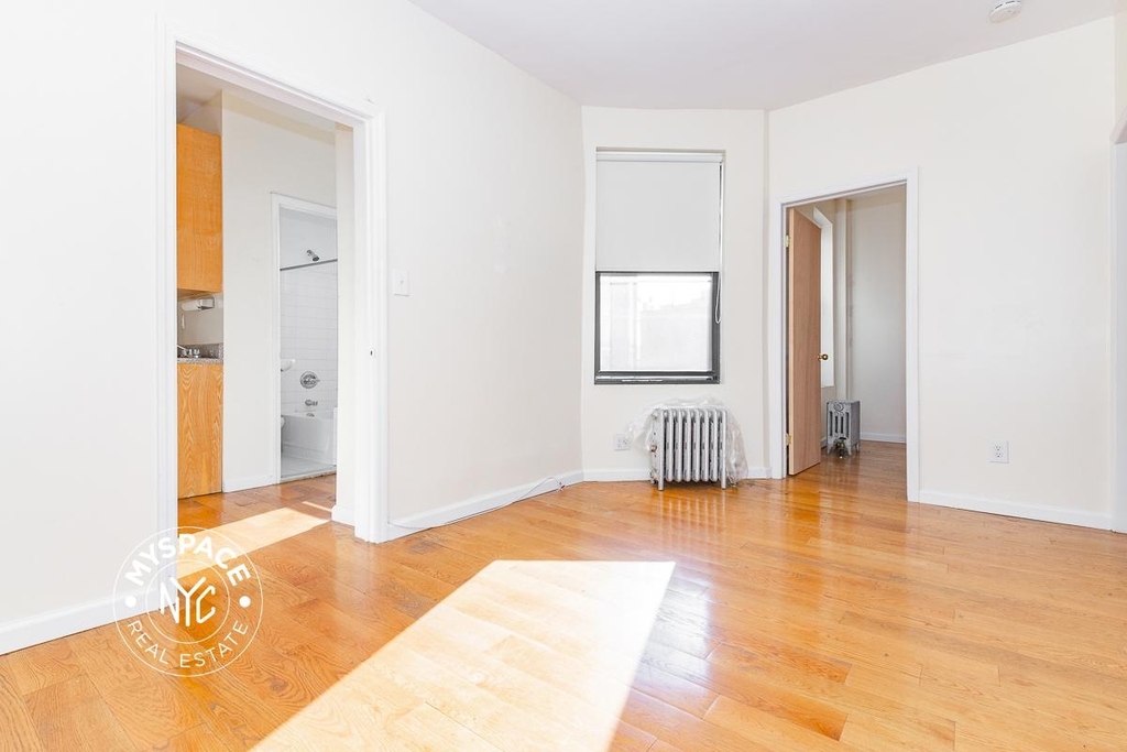 244 Roebling Street - Photo 0
