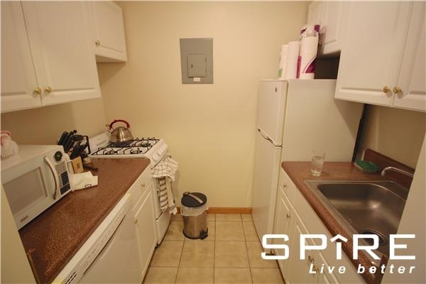 265 West 87th Street - Photo 2