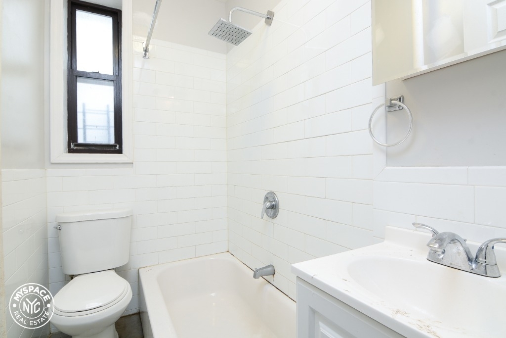 612 Flatbush - Photo 1