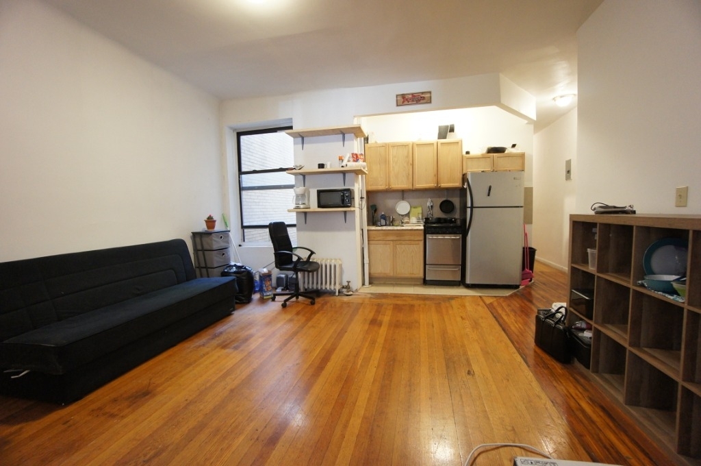 205 w 103rd street - Photo 0