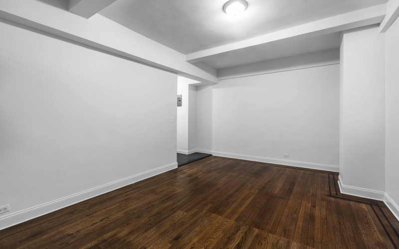 West 23 - Photo 3