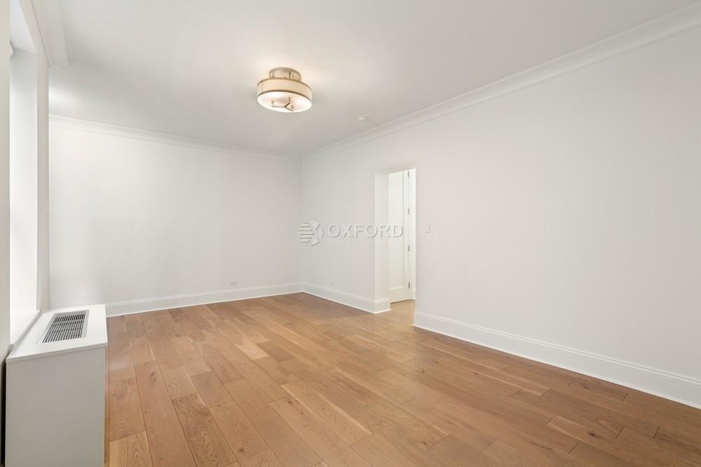 225 West 23rd Street - Photo 1