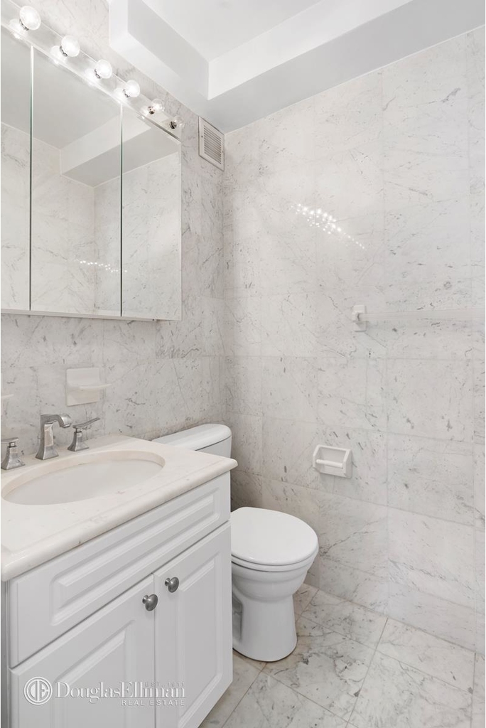 177 East 75th St - Photo 9