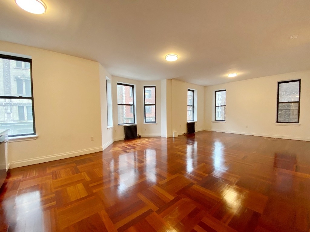 601 W 137th Street - Photo 3