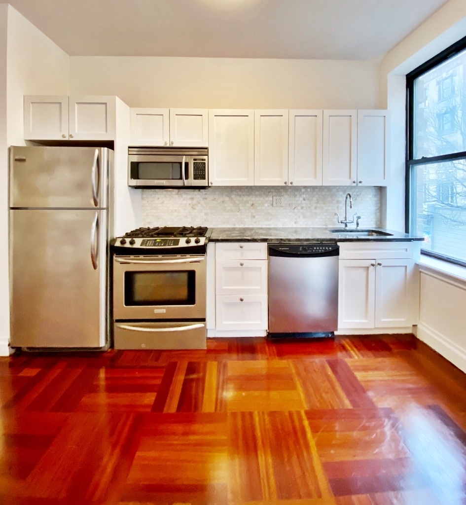 601 W 137th Street - Photo 2