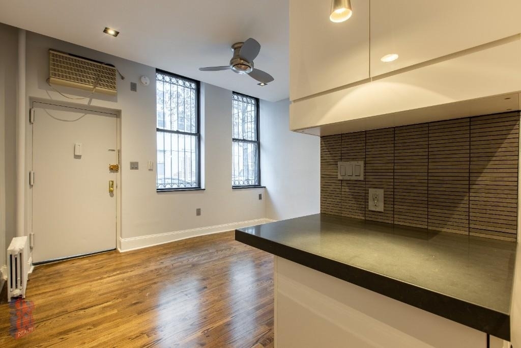 343 East 8th St - Photo 1