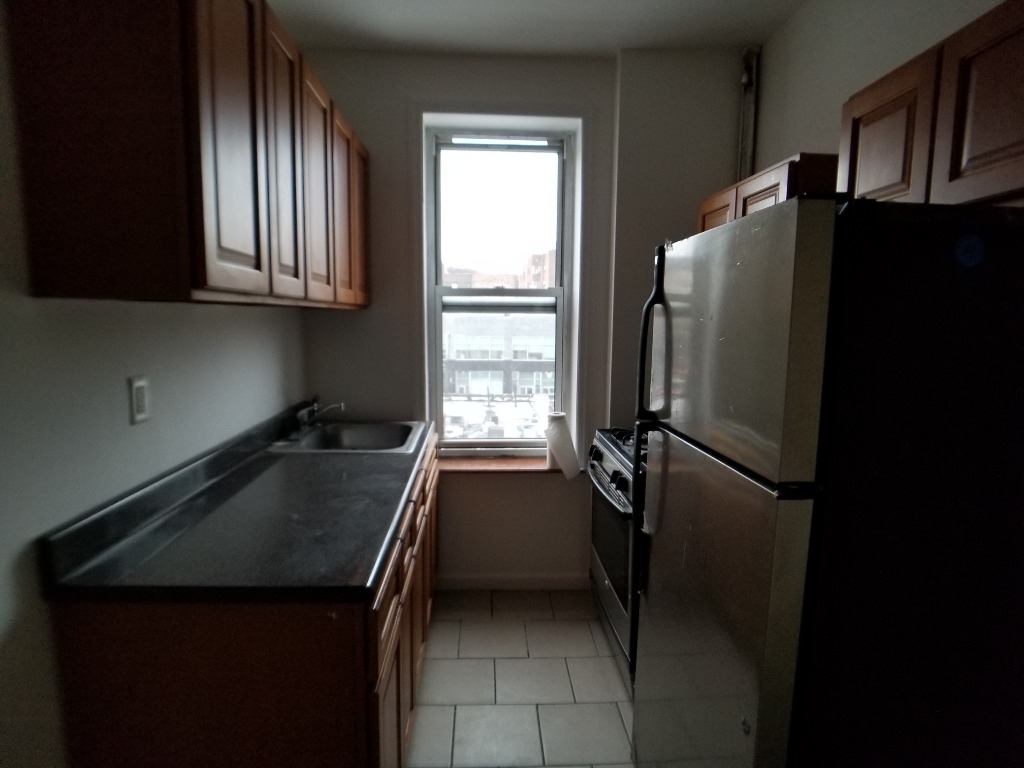 595 West 207th Street - Photo 2