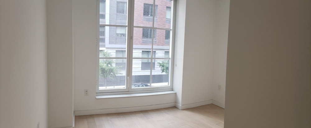 535 West 43rd Street - Photo 3