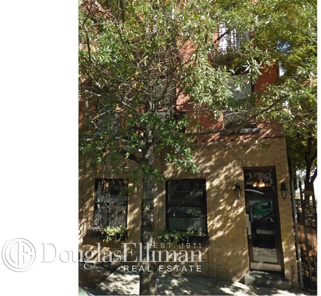 233 East 29th St - Photo 0