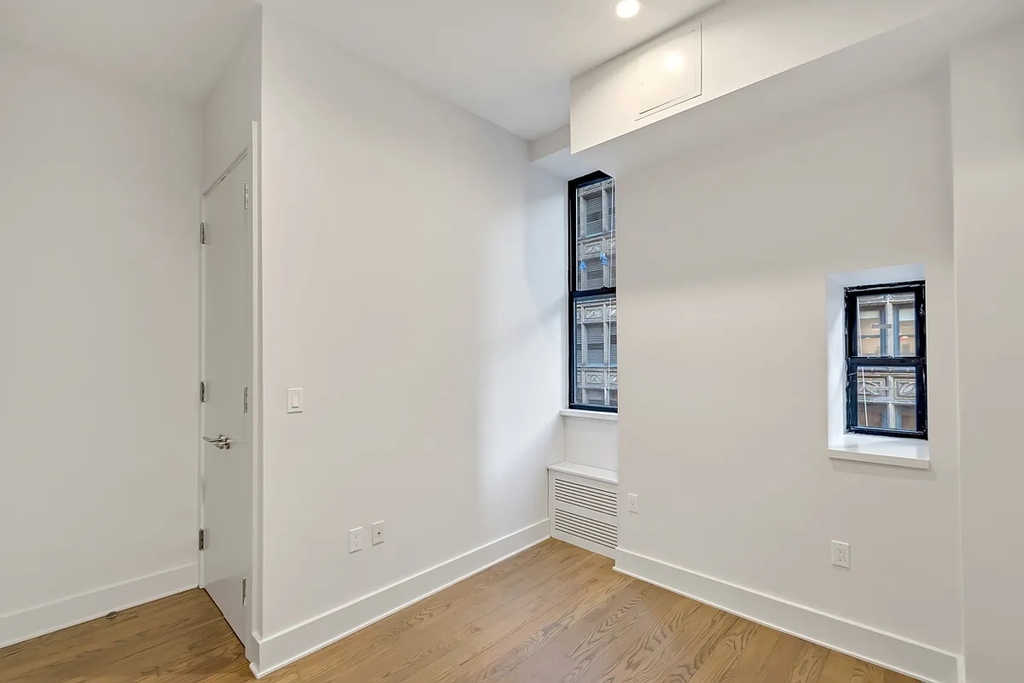 Madison Avenue - Photo 4