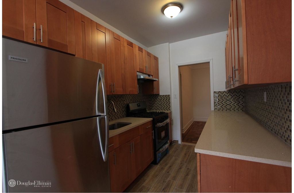 8502 Ft Hamilton Pkwy - Photo 3