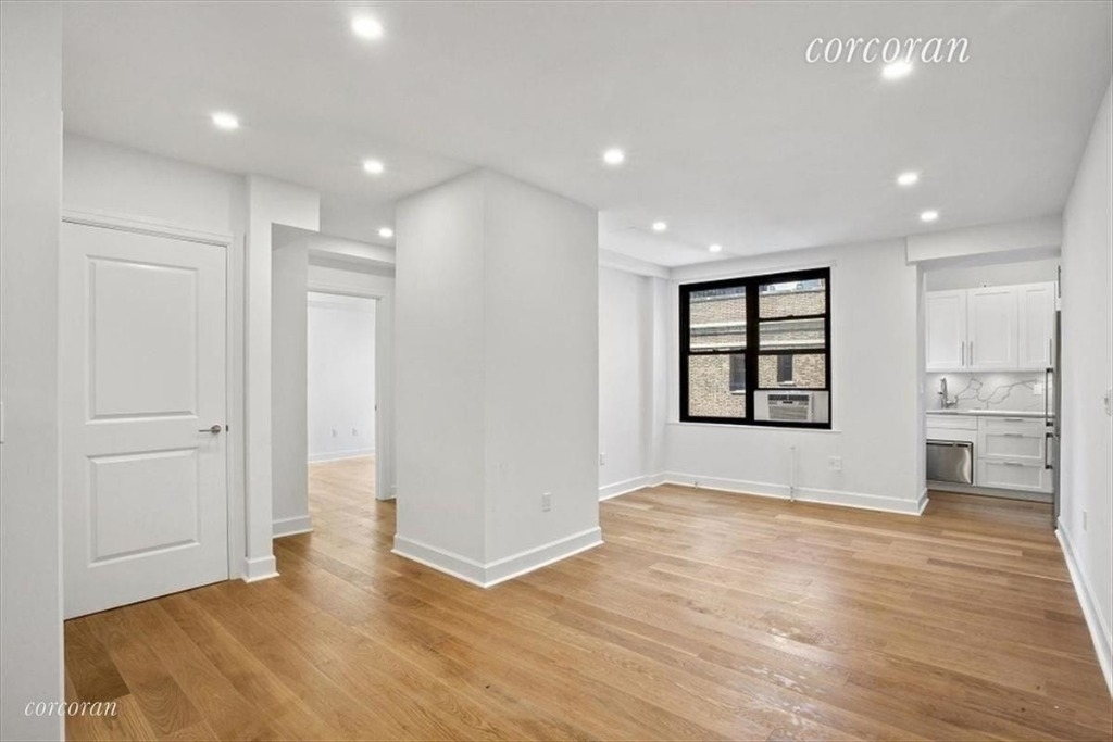 155 East 47th Street - Photo 1