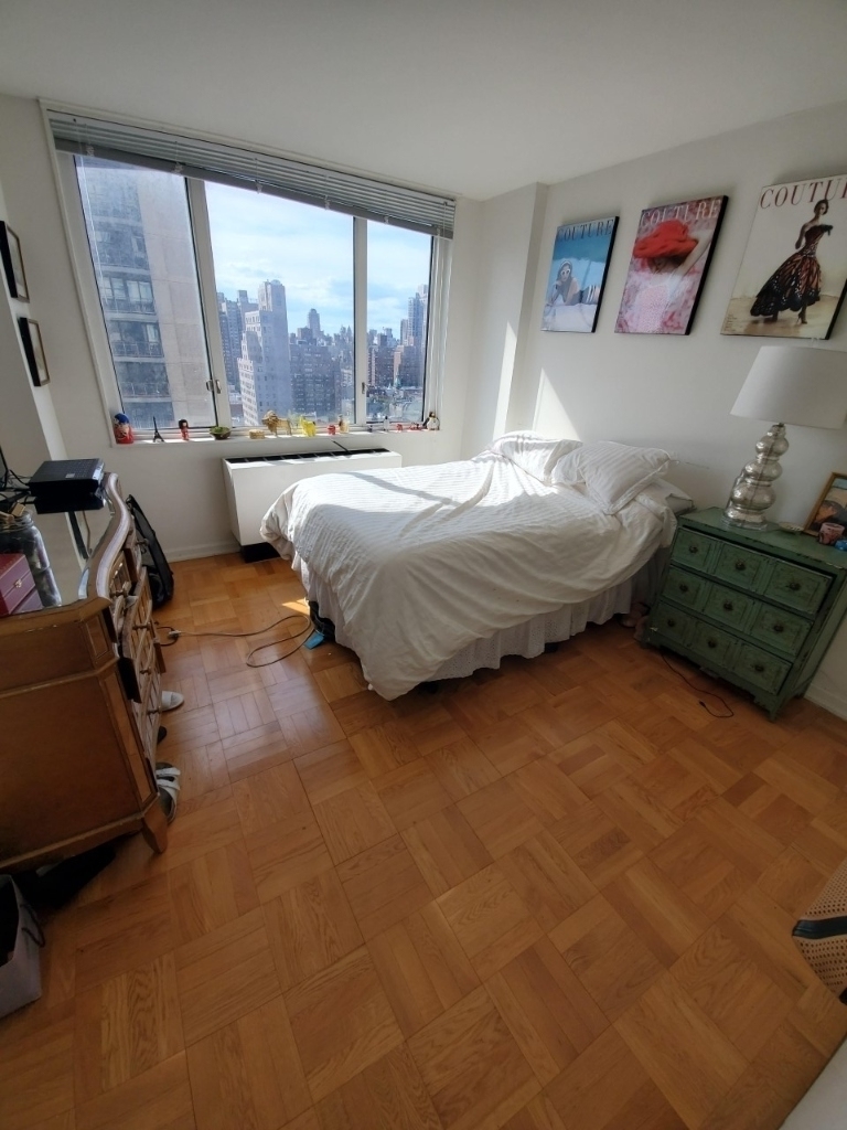 401 East 80th Street - Photo 1