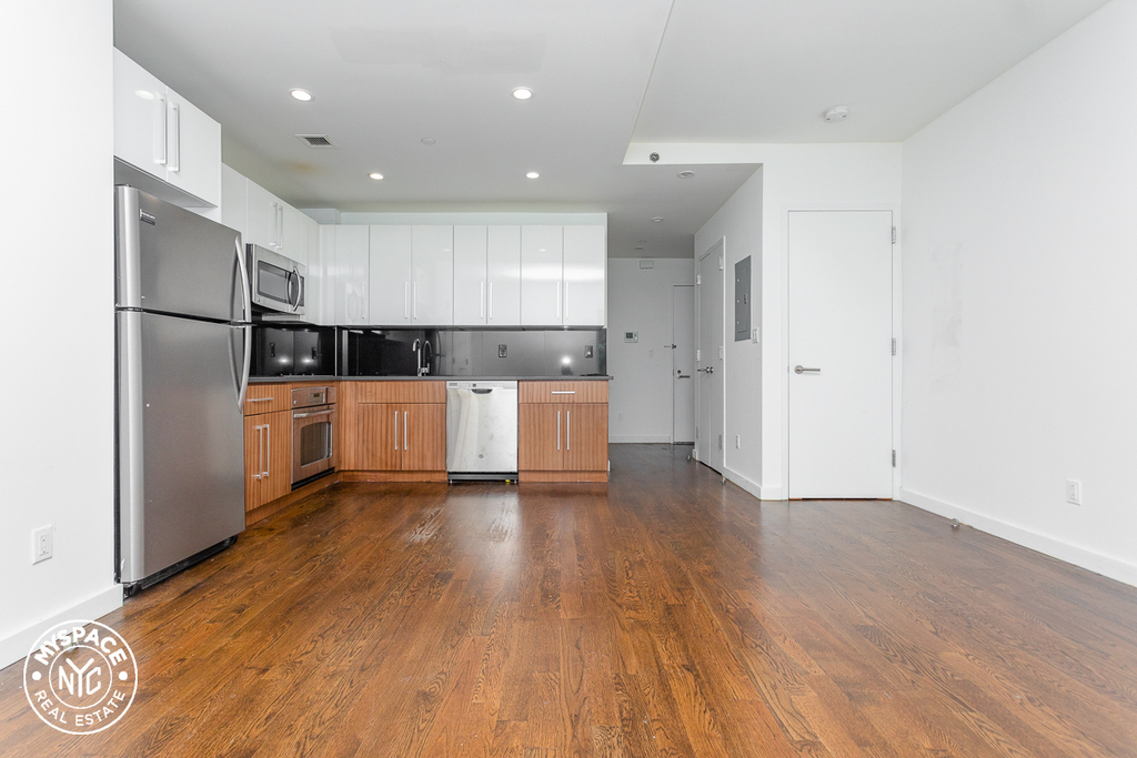 1209 Dekalb Avenue - Photo 4