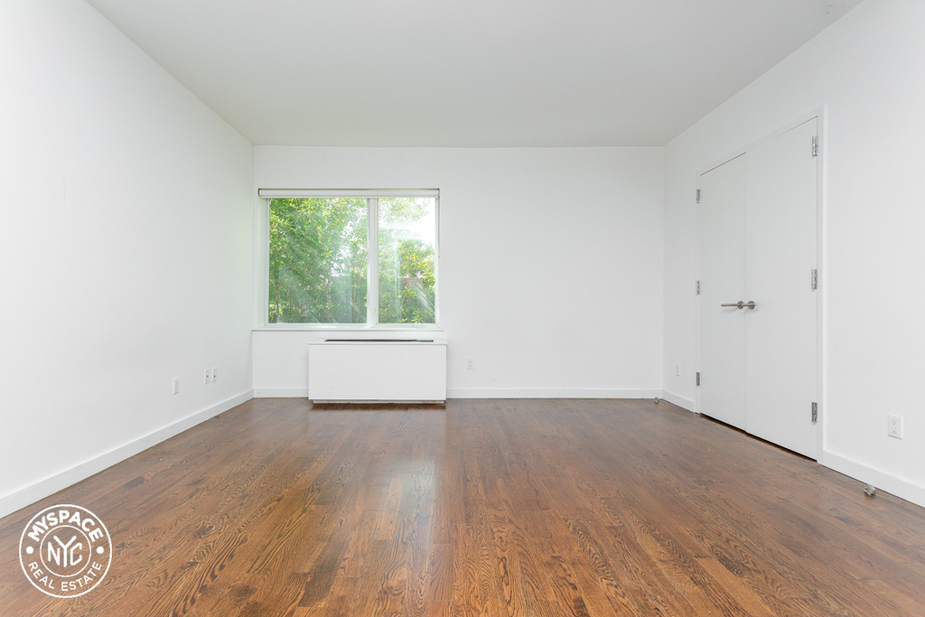 1209 Dekalb Avenue - Photo 3