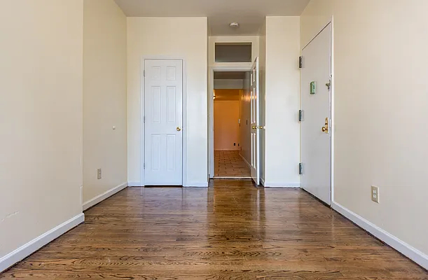 300 Jefferson Street - Photo 4