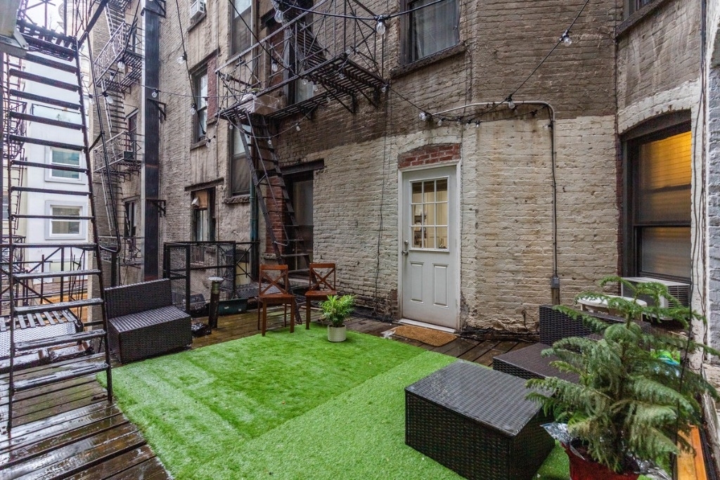 163 Mulberry Street - Photo 0