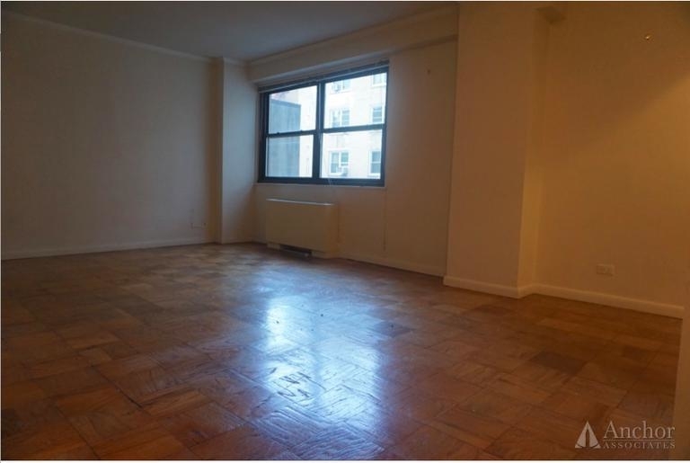 300 West 55th Street - Photo 0