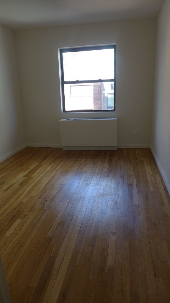 225 East 85th Street - Photo 6