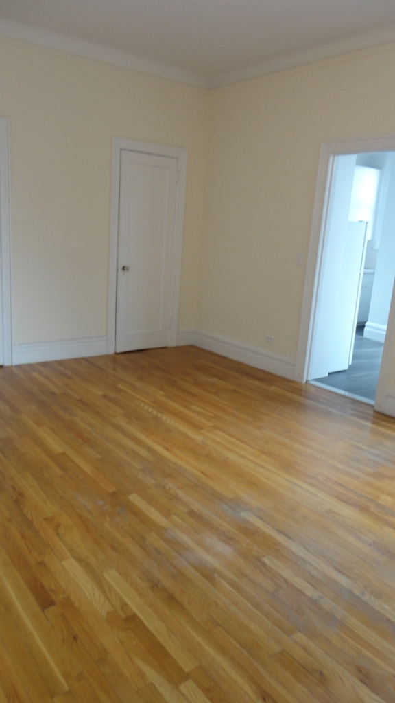 West 97 St - Photo 2