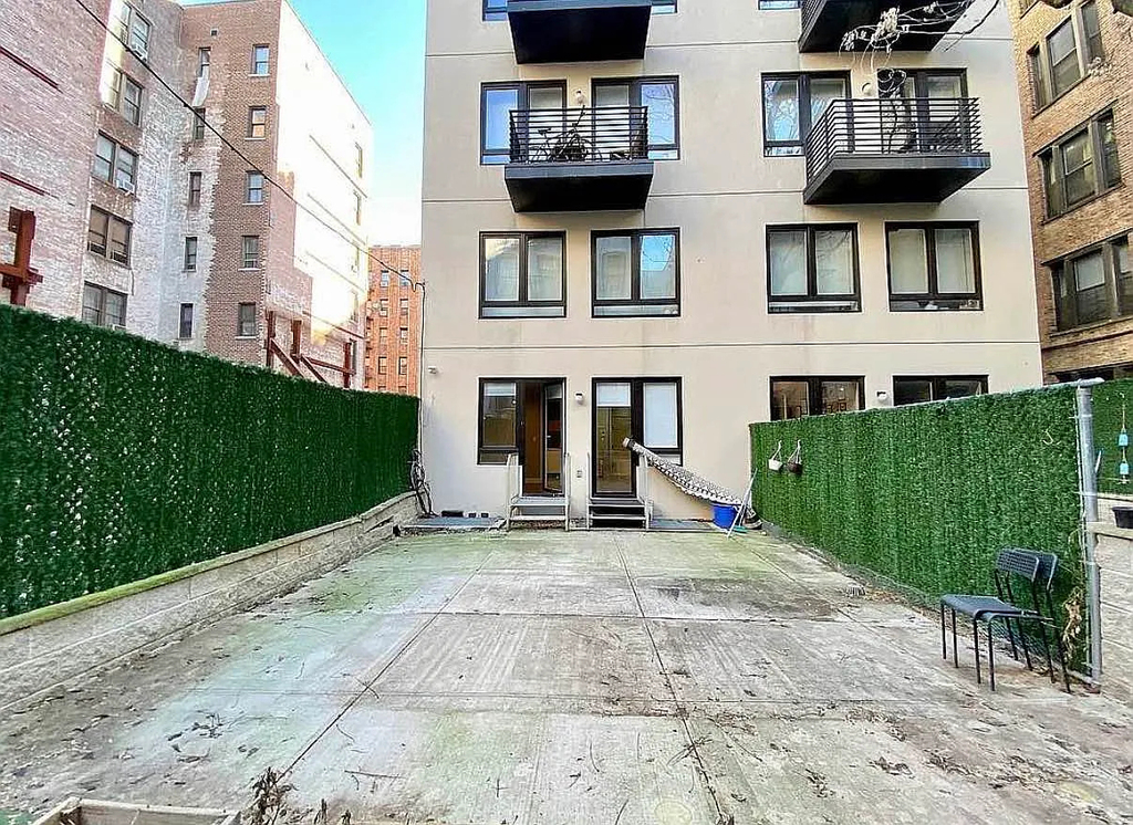 62 East 21st Street - Photo 1