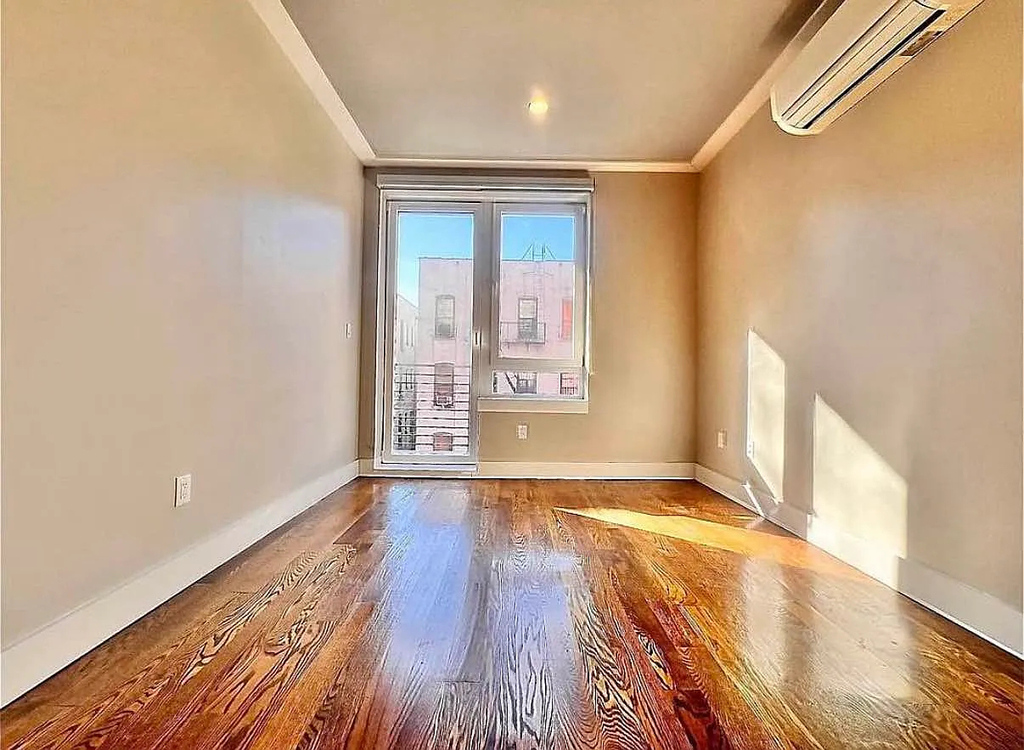 62 East 21st Street - Photo 7