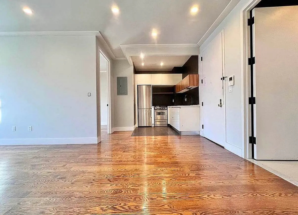 62 East 21st Street - Photo 2