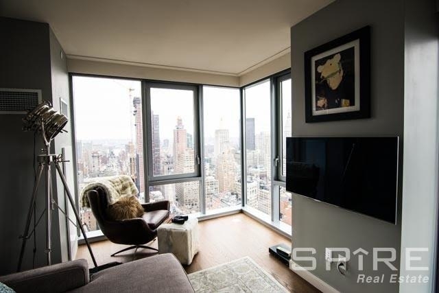 100 West 31st Street - Photo 1