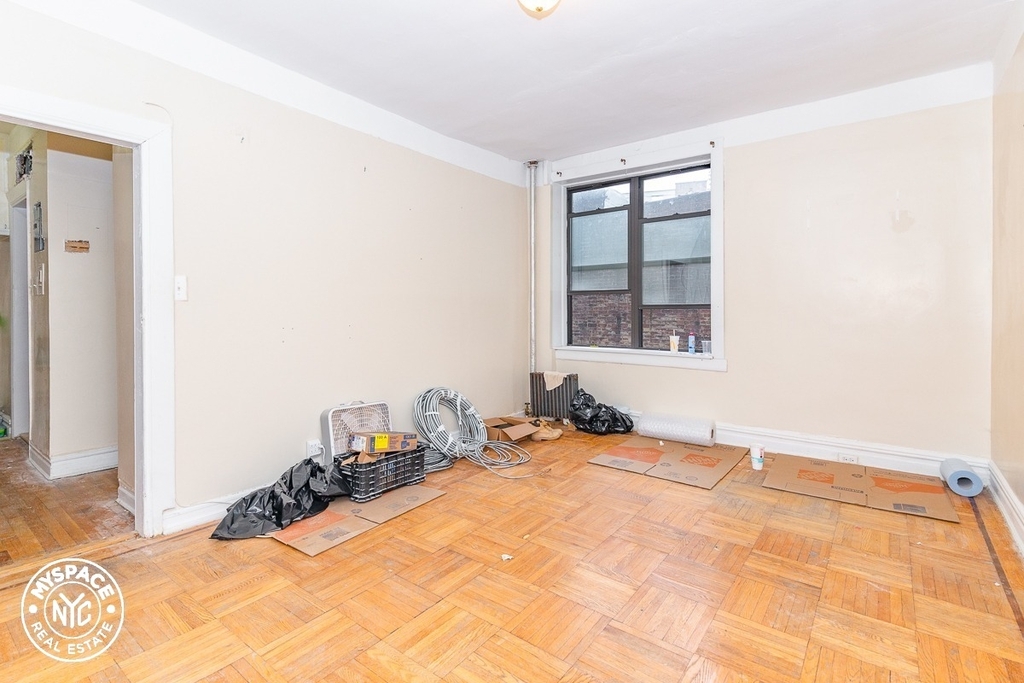 18 East 21st Street - Photo 3