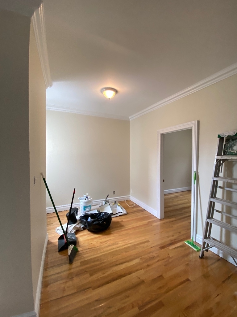 135 Perry Street  - Photo 7