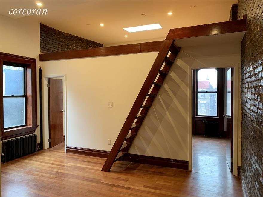 1261 Park Avenue - Photo 0