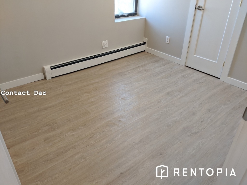 879 Dekalb Ave - Photo 10