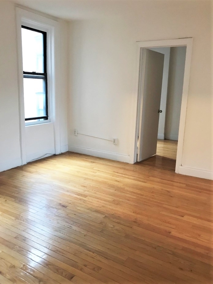 3139 Broadway - Photo 1