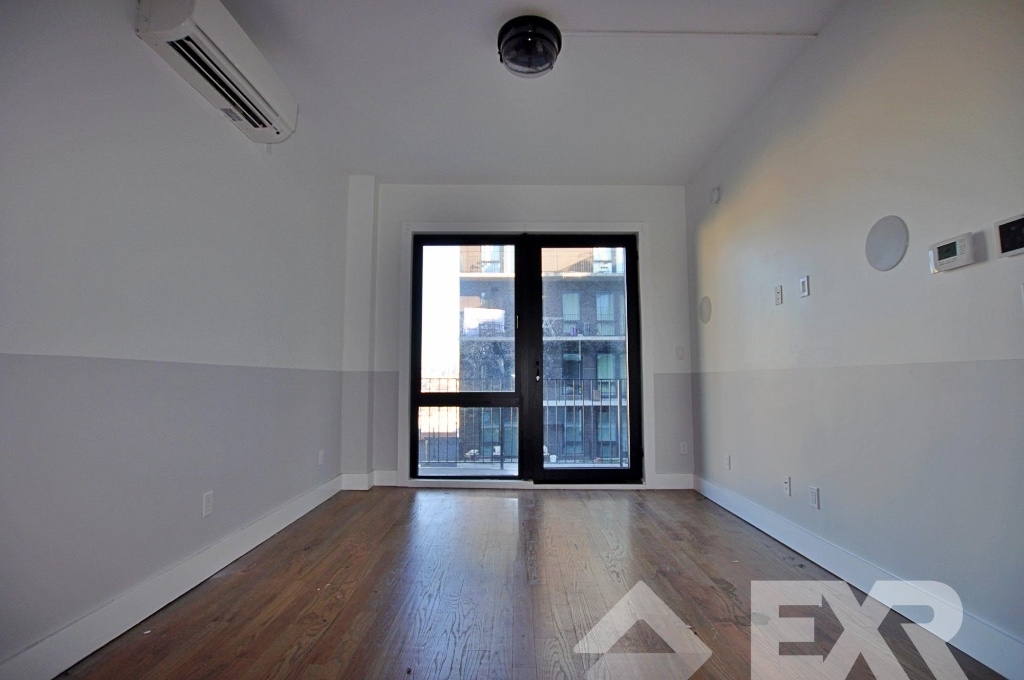 115 Stanwix - Photo 1