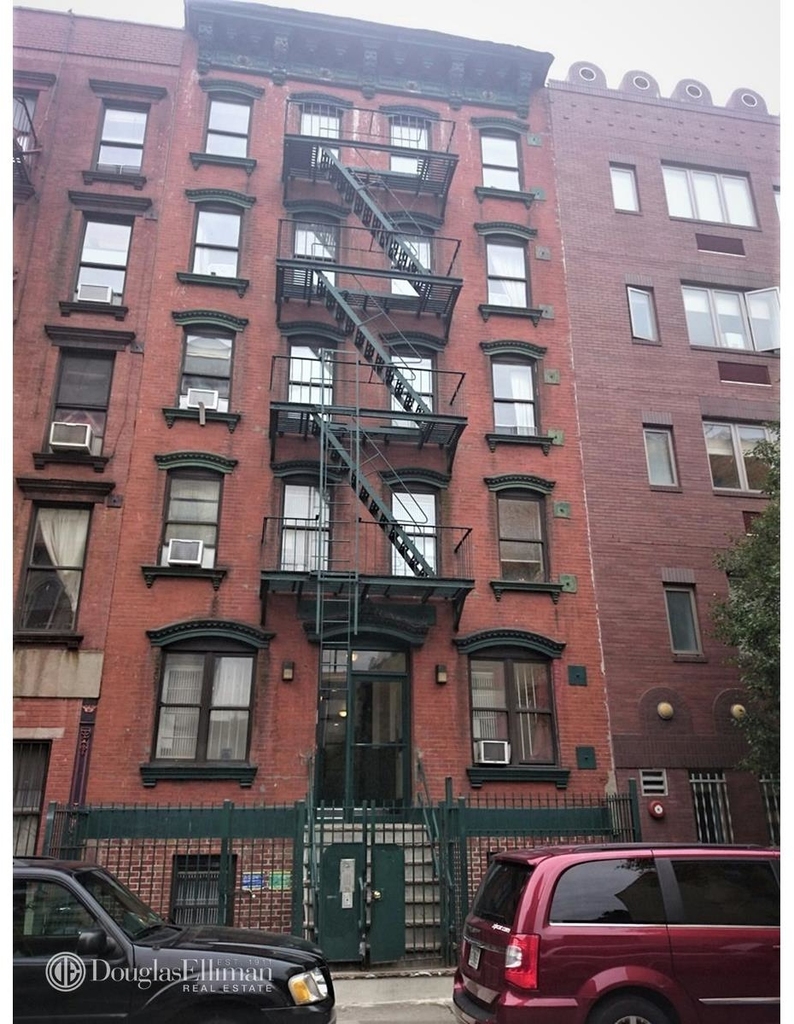 237 East 2nd Street - Photo 10